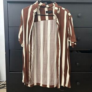 Pacsun brown + white striped button up shirt Size S